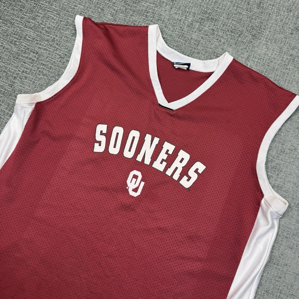 Oklahoma Sooners Basketball Jersey Men's XL Crimson Champs Sports Y2K No Name